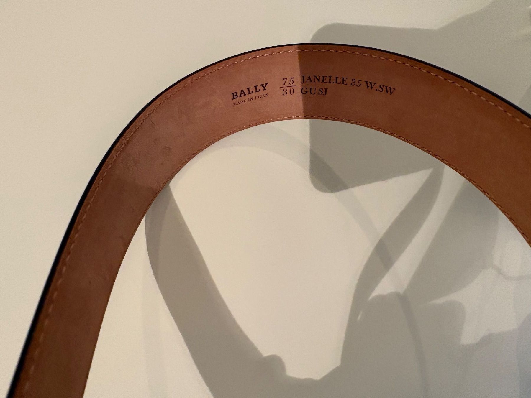 Bally Cinture: BALLY Janelle Belt - size 75/30 – Nuovo (secondo la descrizione) da Muzzano venduto da Sidney_3 2