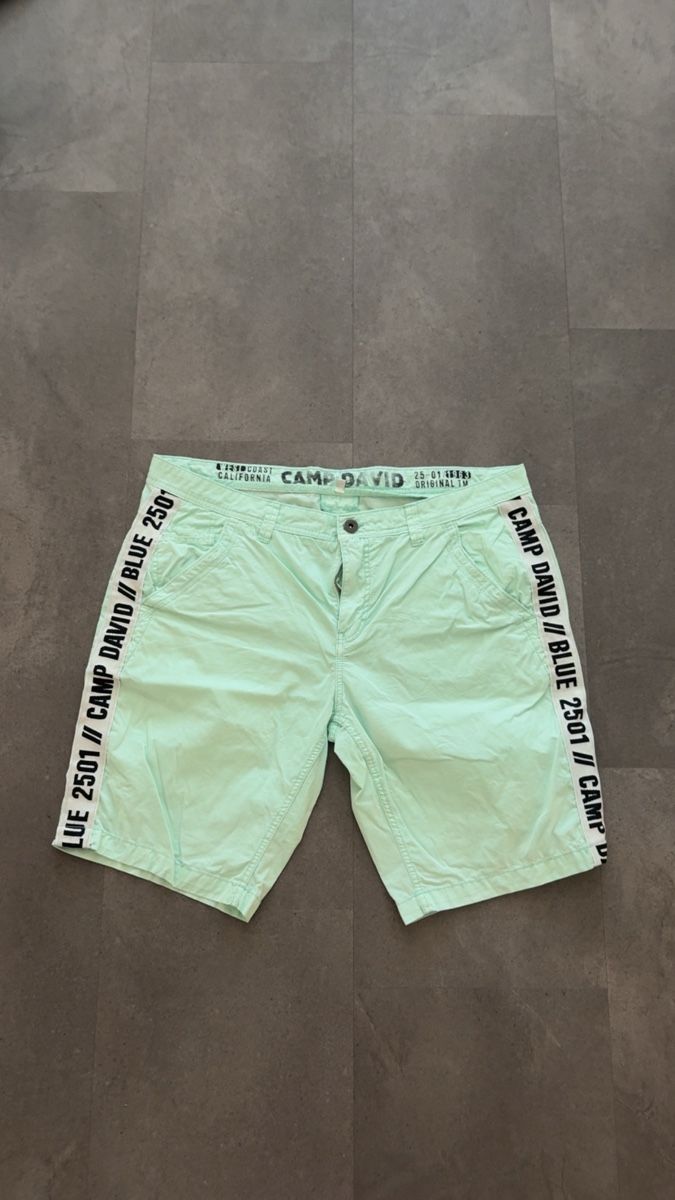 Camp David Hosen: Camp David Shorts – Neu (gemäss Beschreibung) aus Erlinsbach SO von _stjepi_