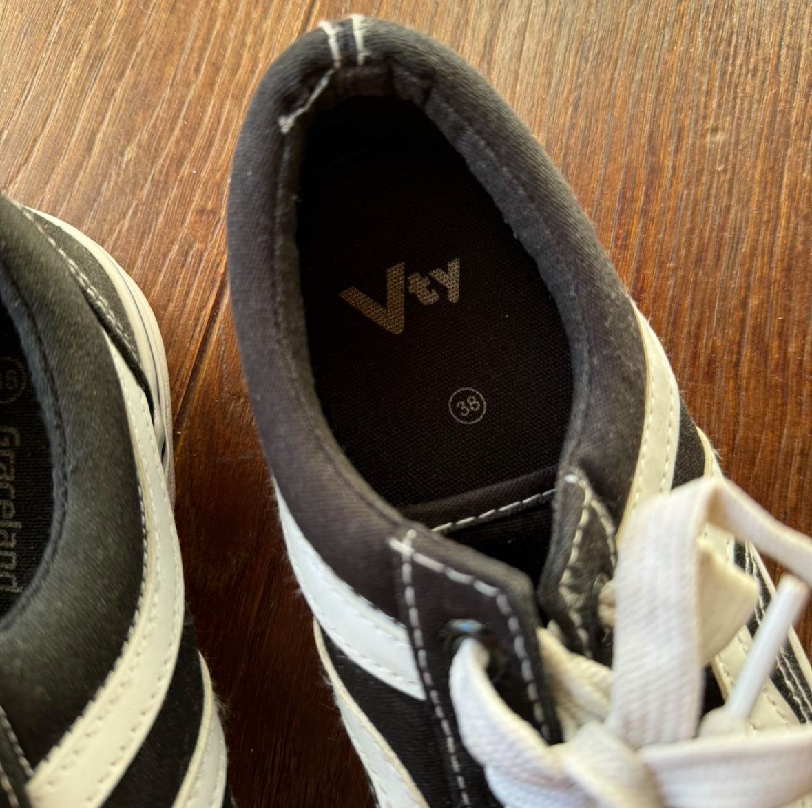 Dosenbach Scarpe da uomo: schwarze sneaker mit weissen streifen – Nuovo (secondo la descrizione) da Brig venduto da hanasm22 2
