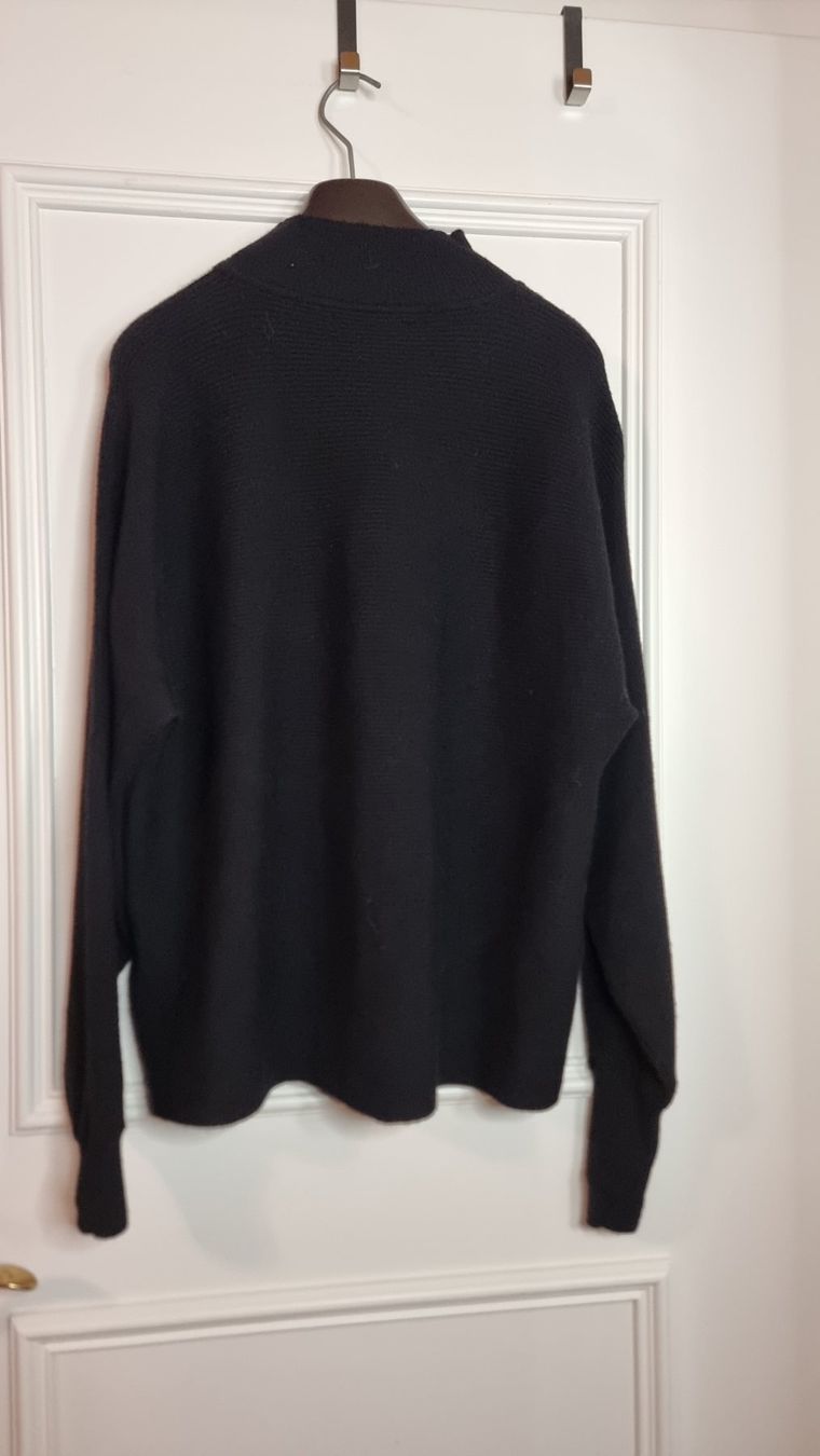 Maglioni & Felpe: Warmer, schwarzer Strickpullover mit Rollkragen, Gr. XL – Usato da Wald ZH venduto da CapLux 2