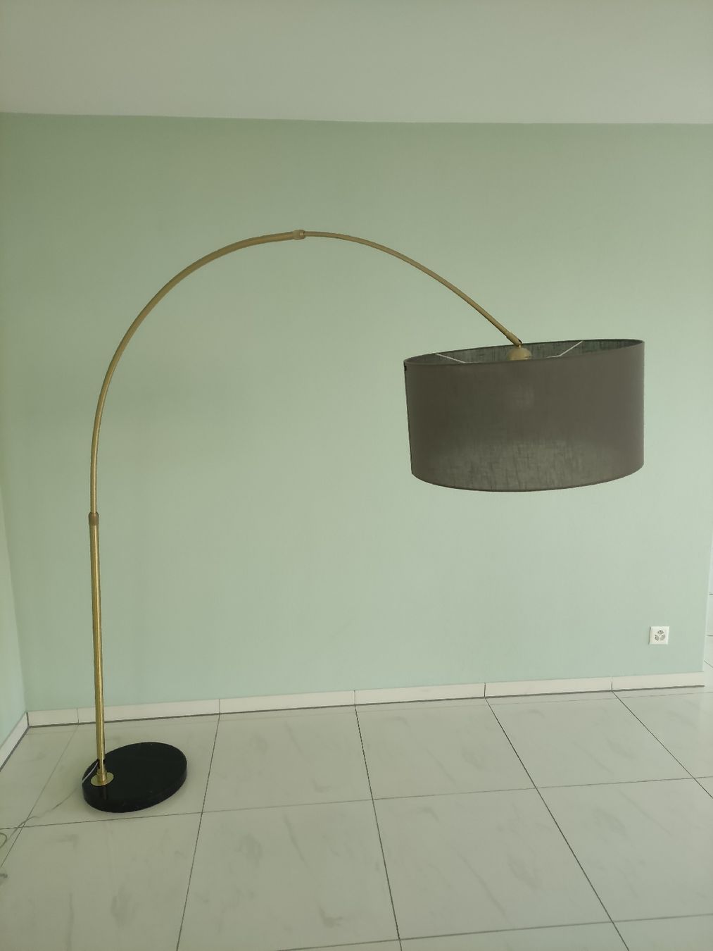 Lampade: Bogenlampe – Usato da Ittigen venduto da hasihasi10