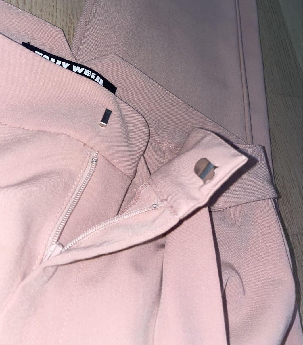 Tally Weijl Pantaloni: Pantalon classe - TallyWeijl – Nuovo (secondo la descrizione) da La Chaux-de-Fonds venduto da 19_po 3