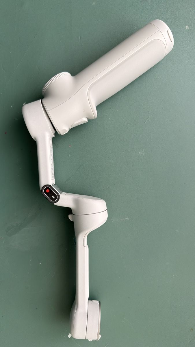 Insta360 Treppiedi & Teste: Insta 360 zu verkaufen. wegen nichtgebrauch – Usato da Rüti ZH venduto da gro_9f7f