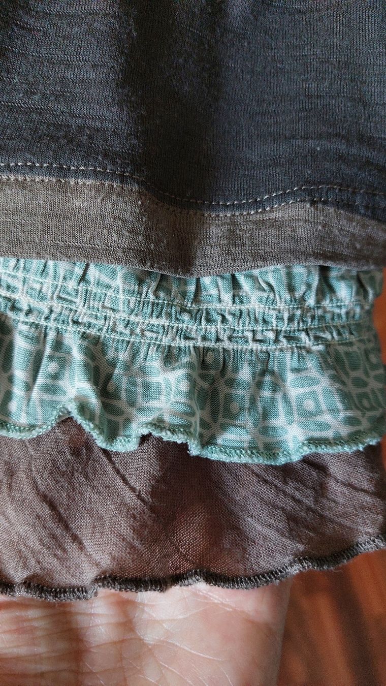 Kleider: Sandwich gestreiftes Kleid Grösse S – Gebraucht aus Maschwanden von Biwo3 2