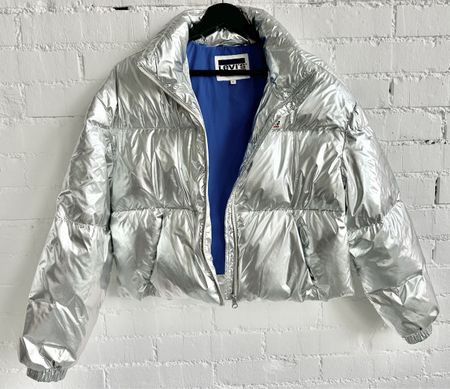Metallic-Silbrige Daunen- / Winterjacke von Levi’s / Gr. S