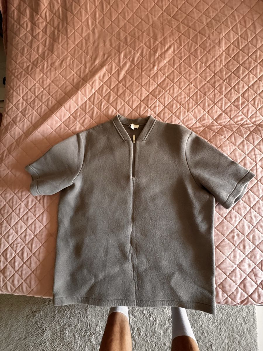 Cos Polo-Shirts: COS Pullover Grau Kurzarm Reissverschluss Groesse L – Gebraucht aus Biel/Bienne von pas_52xw