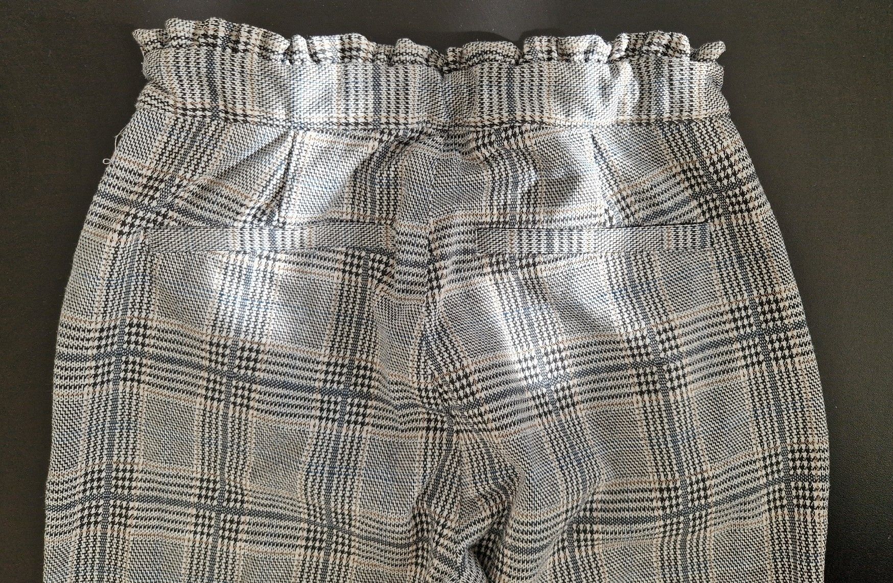 Vertbaudet Hosen: Pantalon fille Vertbaudet  – Gebraucht aus St-Prex von all_6mhx 2