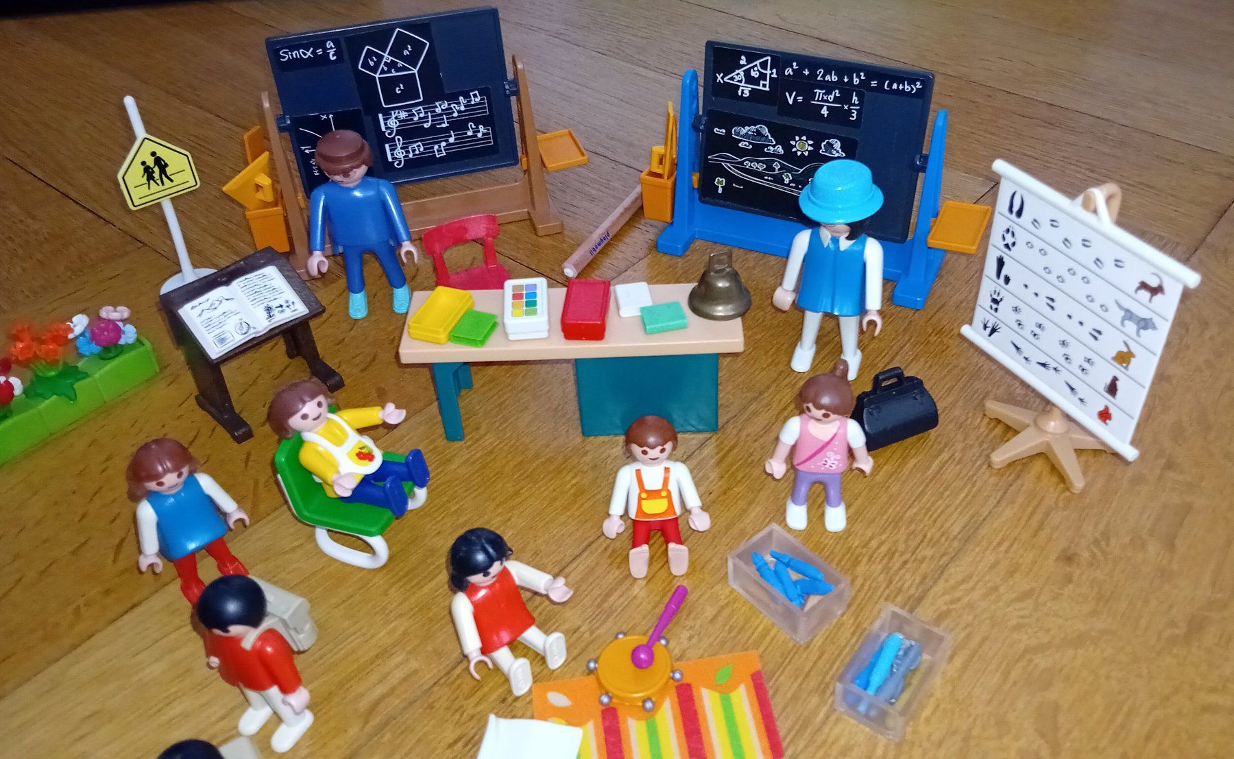 Playmobil Spielzeuge: Playmobil : école enfantine et crèche – Gebraucht aus Neuchatel von Vlenoble 4