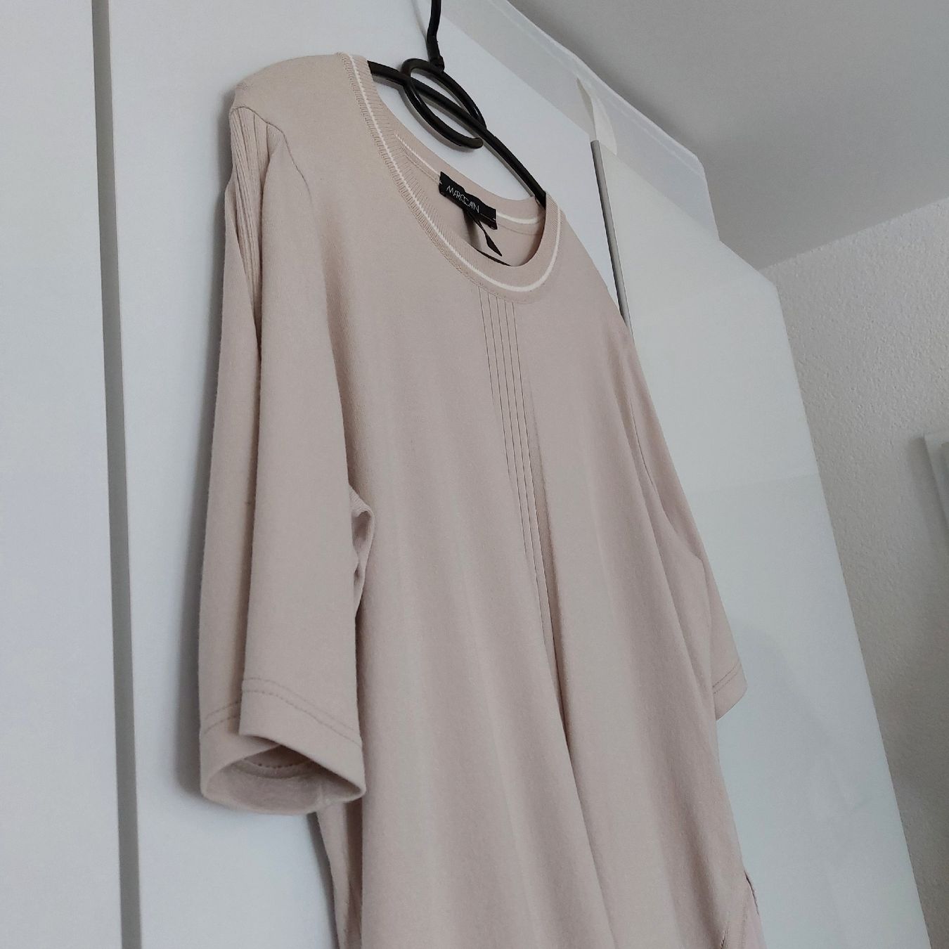 Marc Cain Vestiti: Marc Cain Kleid Gr. 4 taupe hell – Usato da St. Gallen venduto da ostschweiz123 1
