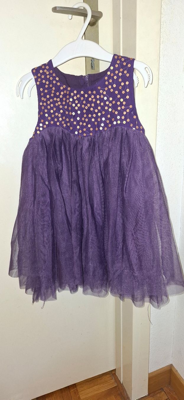 Vestiti & Gonne: Robe Smile violette bébé, taille 98 – Usato da Lausanne venduto da GeoTrouvetou1952