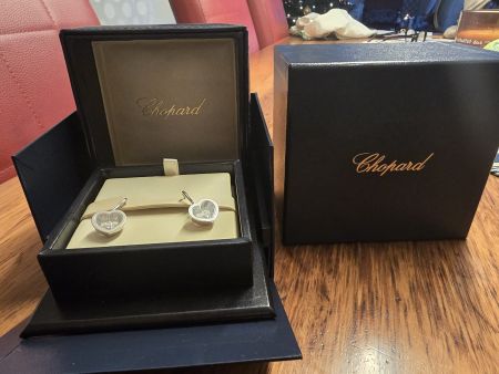 Chopard Happy Diamonds Ohrringe – 18K Weissgold & Diamanten