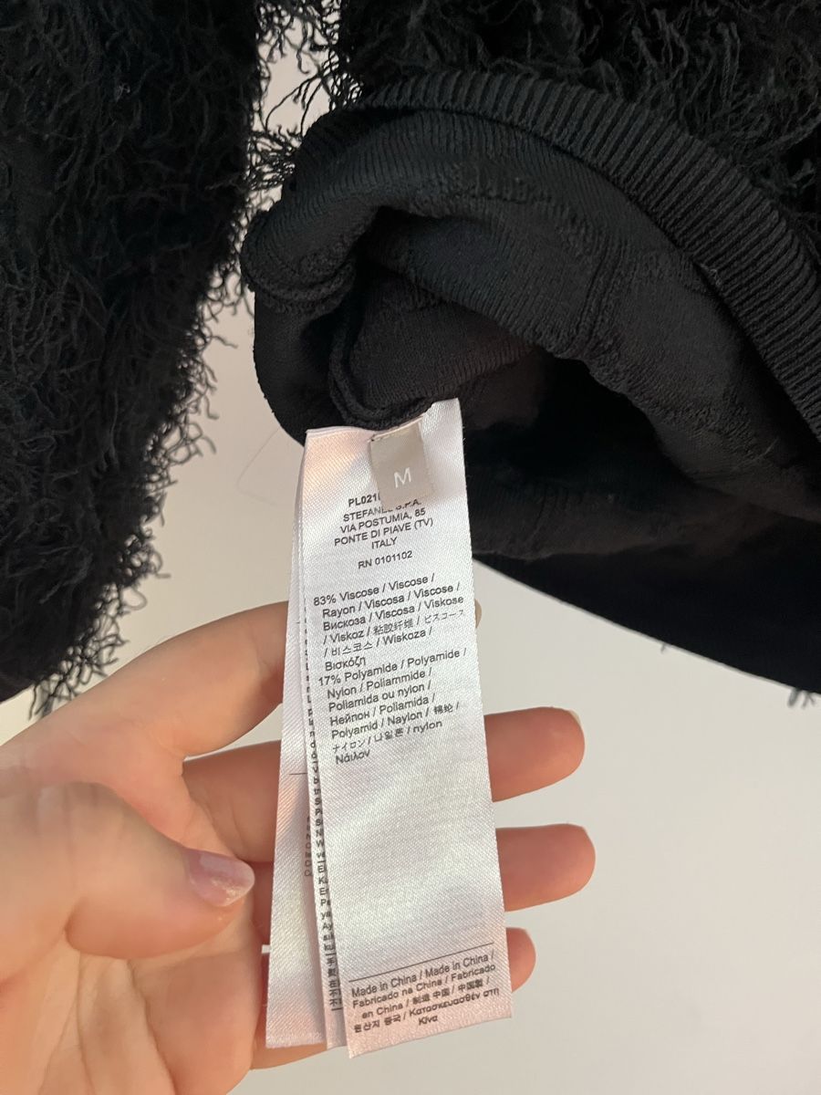 Stefanel Maglioni & Felpe: Stefanel Pullover schwarz mit Fransen Grösse M neuwertig – Usato da Zürich venduto da Closetbesties 2