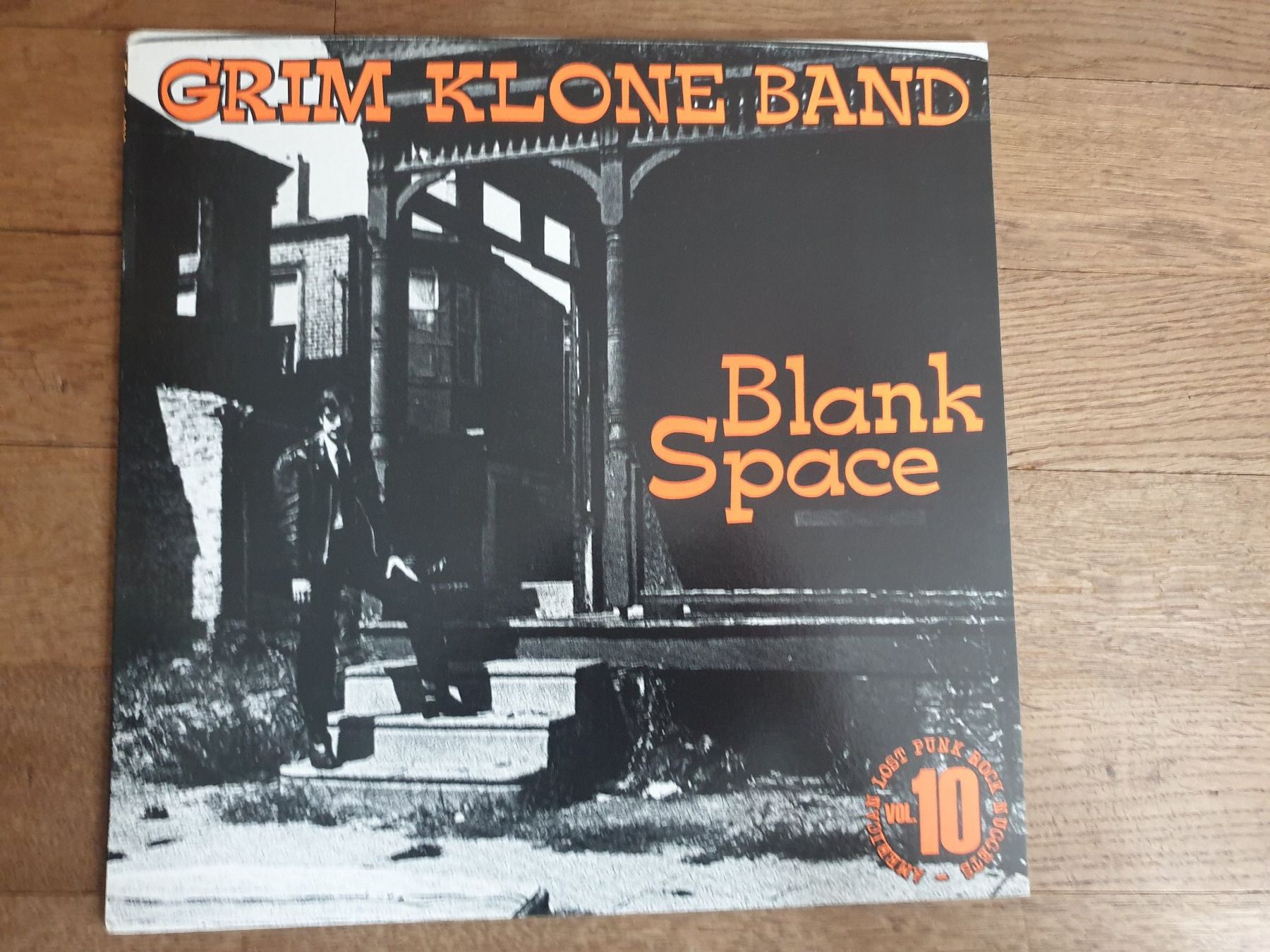Dischi in vinile: Grim Klone Band  Blank Space – Usato da zürich venduto da ultraviolet