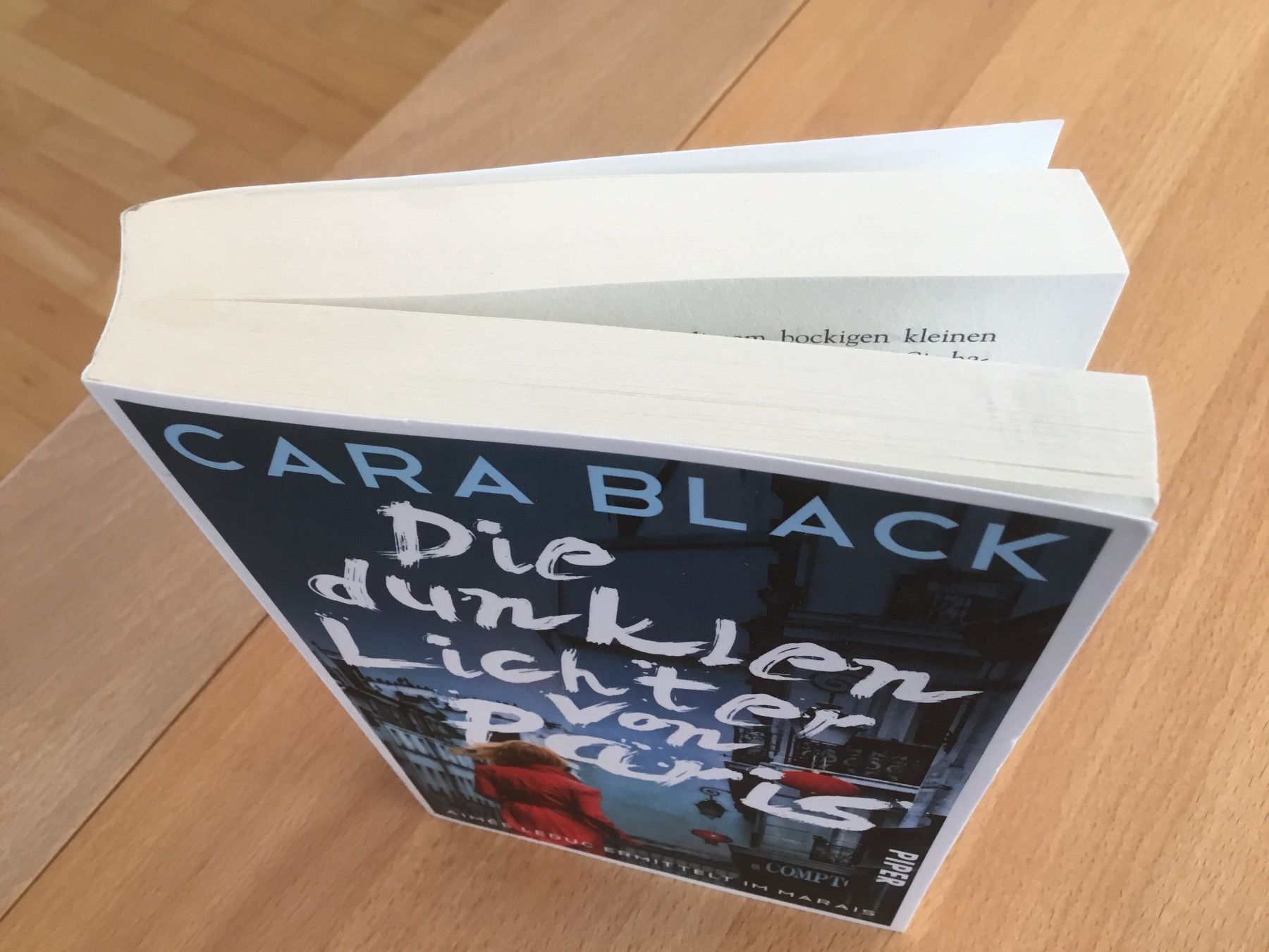 Libri: Cara Black: Die dunklen Lichter von Paris – Usato da Kerzers venduto da Georges3210 2