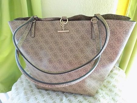 Guess Tasche .....Neu  45x30
