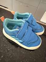 Schuhe blau Grösse 22