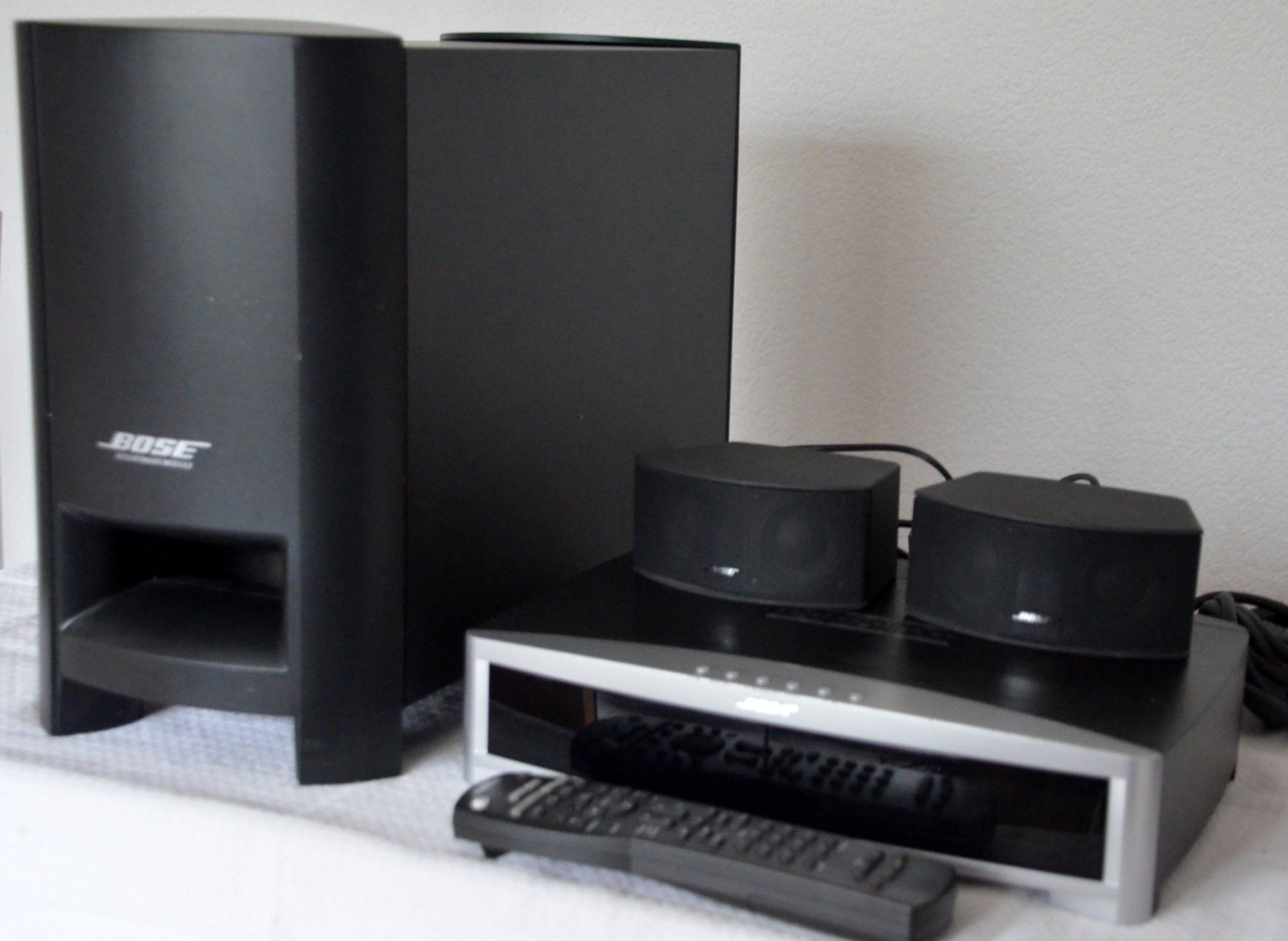 Bose Heimkino: Bose AV3-2-1III Media center PS3-2-1 Powered Speaker System – Gebraucht aus Collonges von arashee 1