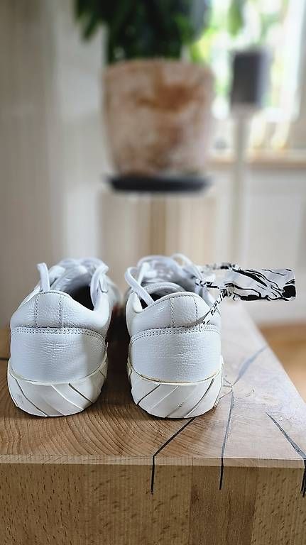 Chaussures hommes: Off White Leder Sneaker 42 – D'occasion à Buchs SG par ger_h8mg 1