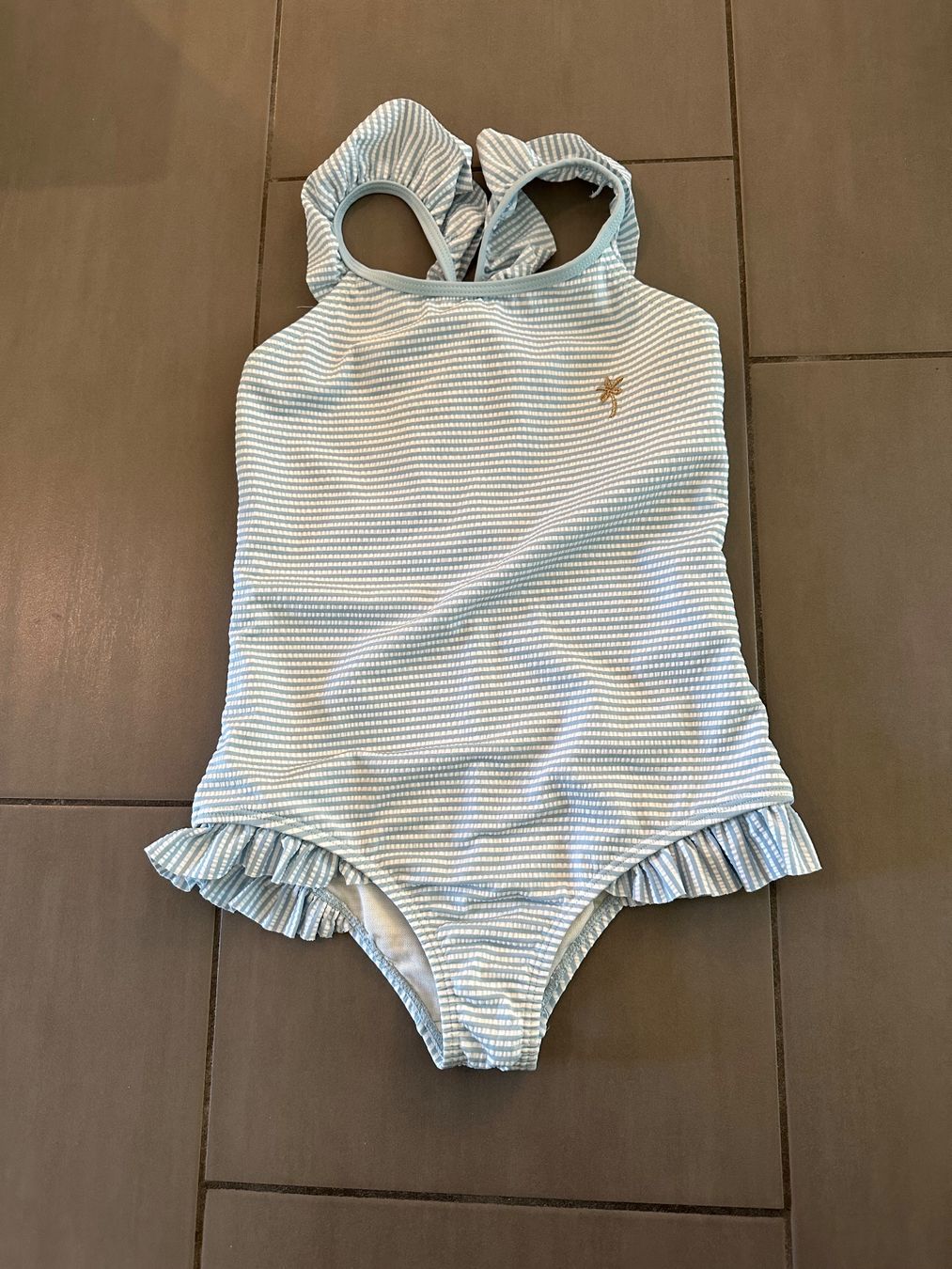 Lotti & Set di vestiti: 8-teiliges Kleiderset Sommer Mädchen Gr. 140 – Usato da Uetikon am See venduto da sambasan 3