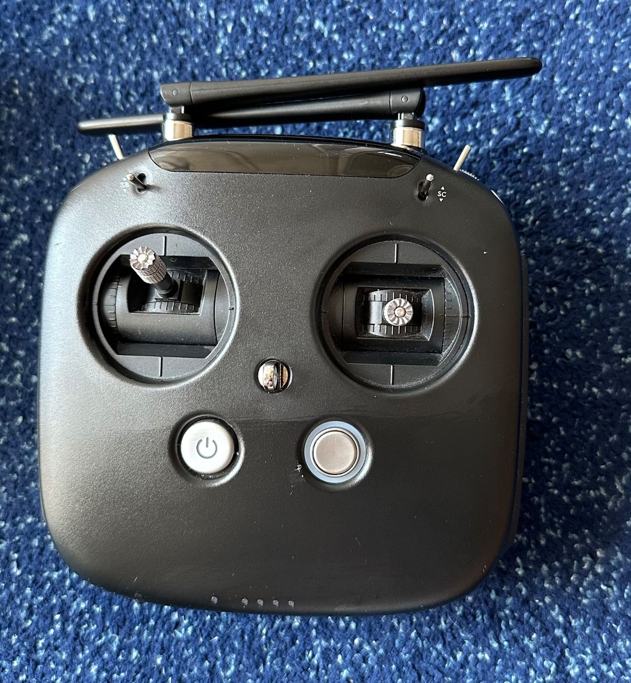 DJI Fernsteuerungen: DJI FPV Remote controller gebraucht – Gebraucht aus Zermatt von yan_yh9r 1