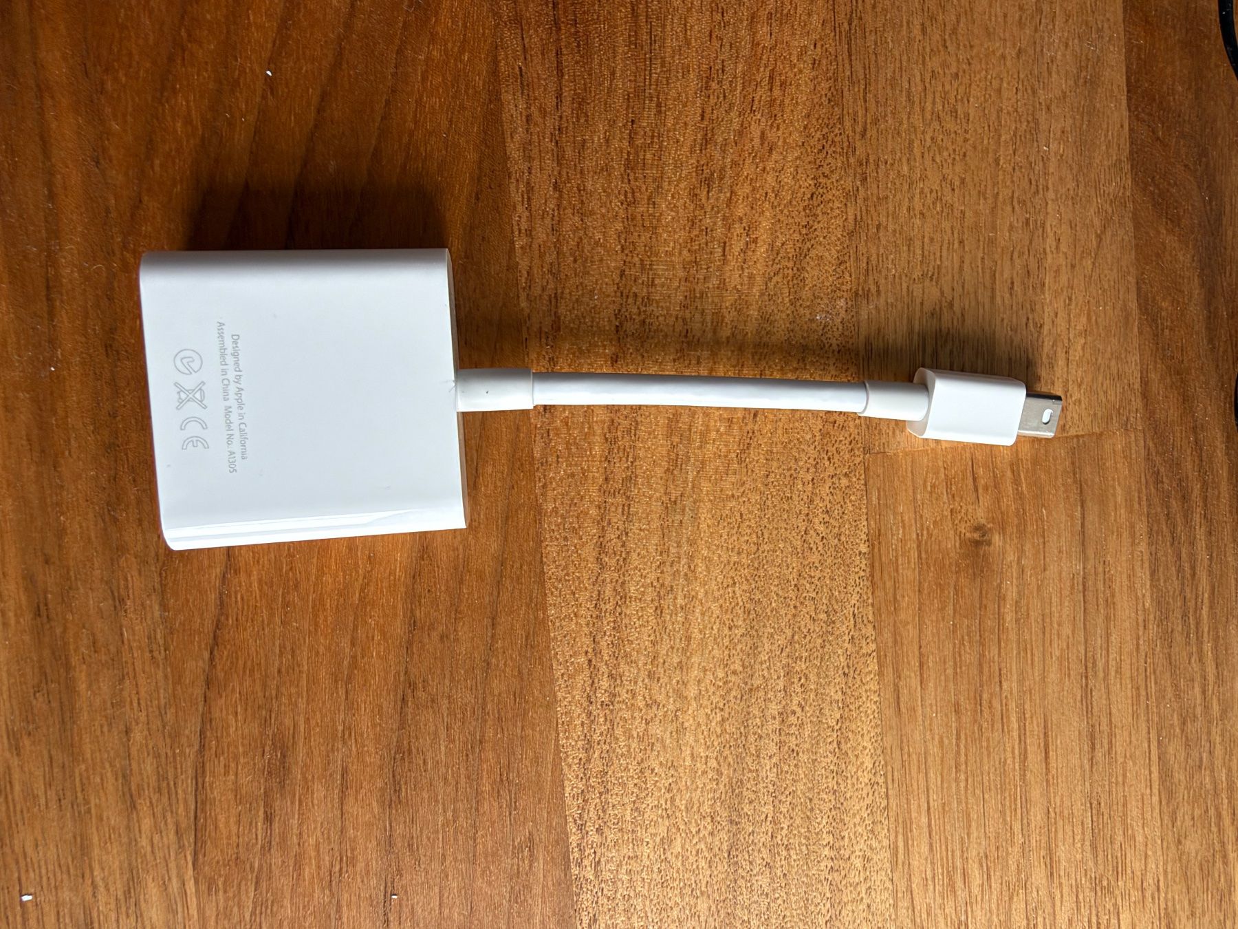 Apple Laufwerke & Adapter: Apple Thunderbolt zu DVI Adapter A1305 – Gebraucht aus Nidau von mike_seeland 1