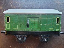 grüner Wagon 67, mit Schiebetüren auf beiden Seiten, 10565