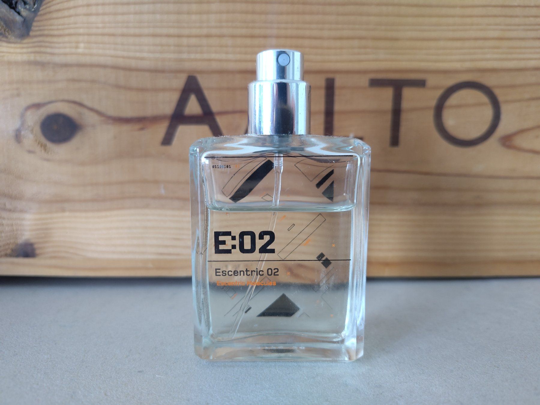 Byredo Profumi & Eau de Toilette: 30ml Escentric Molecules Escentric 02 niche boxed summer – Usato da Steinhausen venduto da nwe_t8nj 1