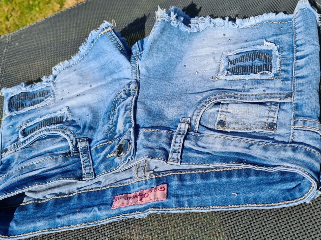 Jeans: Damen Jeans Shorts Größe XS – D'occasion à Amriswil par used2use 3