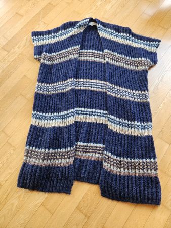 Kuscheliger Poncho mit Wolle-Anteil TU & glitzerndem Lyrex
