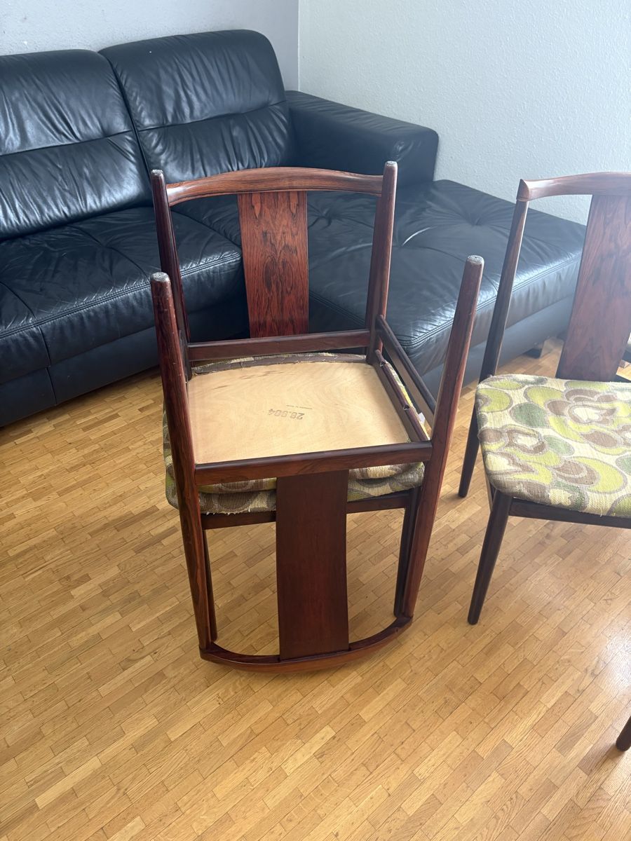 Stühle: Chaises vintage Scandinave – Gebraucht aus petit lancy von FerreiraLuis 1