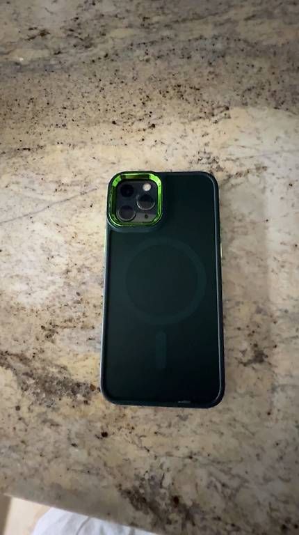 Telefoni cellulari / Smartphones: Iphone 11 pro – Usato da Thun venduto da toske87 1