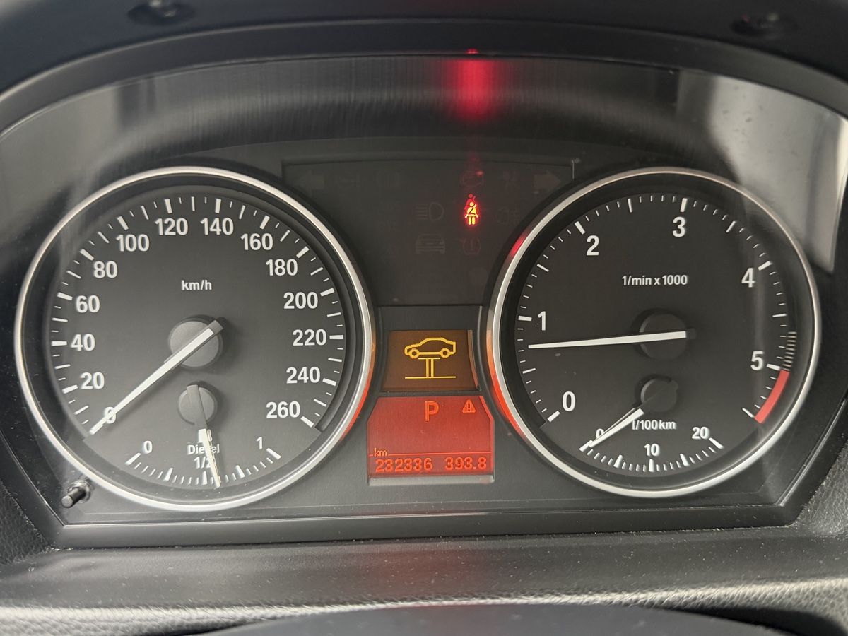 BMW Autos: BMW 330d XDrive Mängelliste – Gebraucht aus Buttisholz von NG4S 7