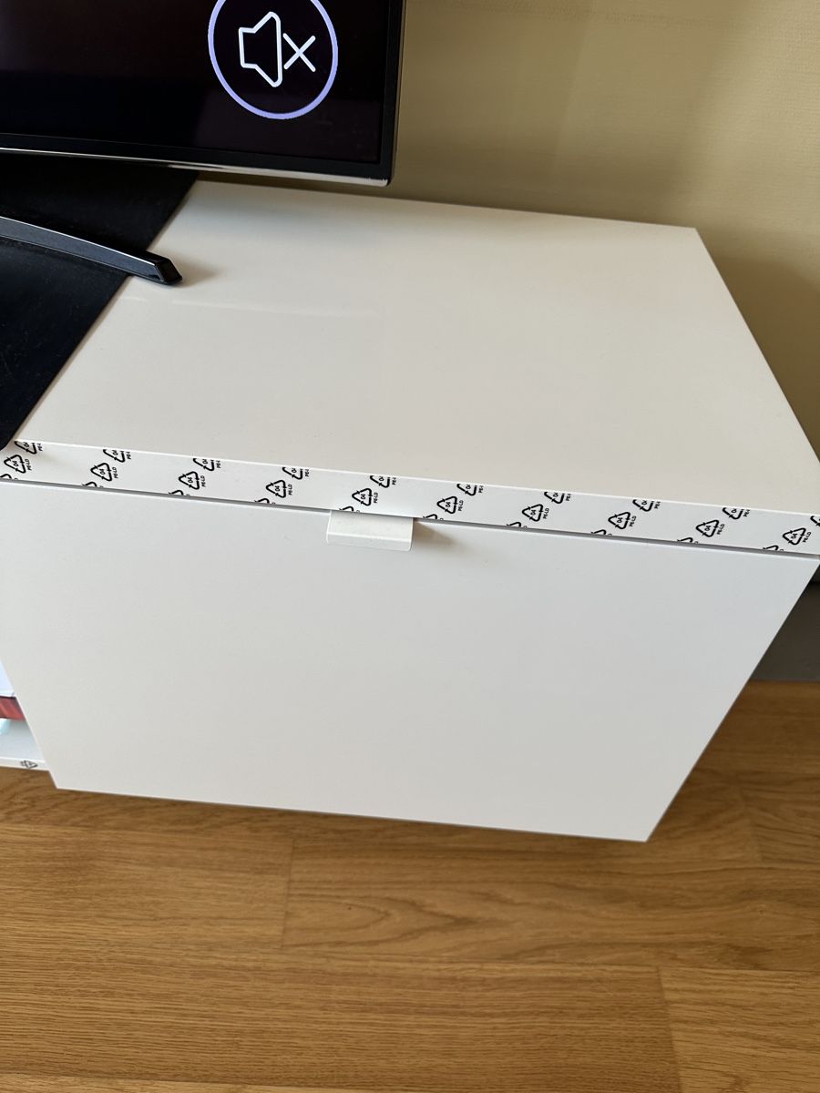 Ikea Mobili TV: BYÅS TV bench, white, 160x42x45 cm – Nuovo (secondo la descrizione) da Zürich venduto da gel_8npg 2