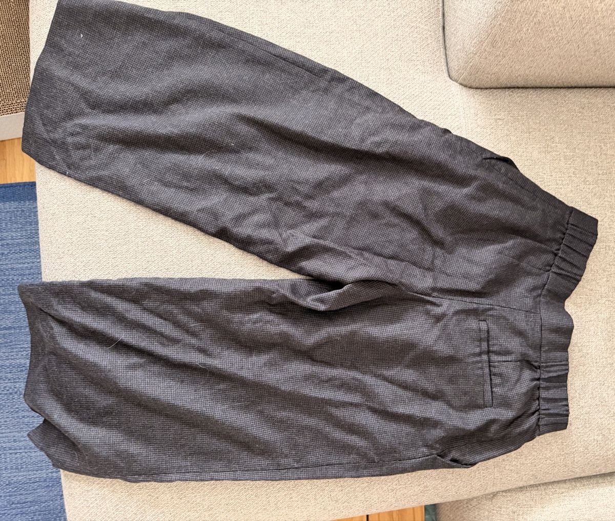 Cos Pantalons: Cos wool culottes 36 – D'occasion à Bern par Schris08 1