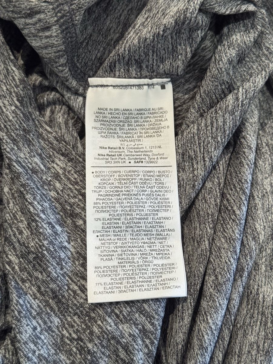 Nike Maglioni & Felpe: Nike Running Half-Zip Longsleeve Gr. M – Usato da Gränichen venduto da lixil 6