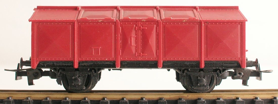 Roco Modellini di ferrovie: Roco Klappdeckelwagen Spur H0 – Usato da Oberwil BL venduto da Klang 1