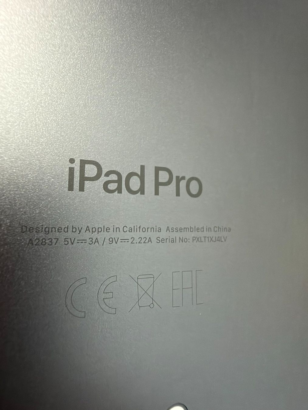 Apple Tablet PC: iPad Pro 11 M4 + Magic Keyboard CH | Top Zustand – Usato da Baar venduto da robin.olthof 6