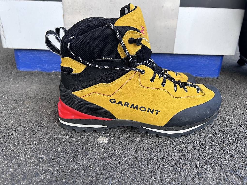 Scarpe da uomo: Garmont Ascent GTX Neuwertig Gr.44 – Usato da Zug venduto da Fuschetto01