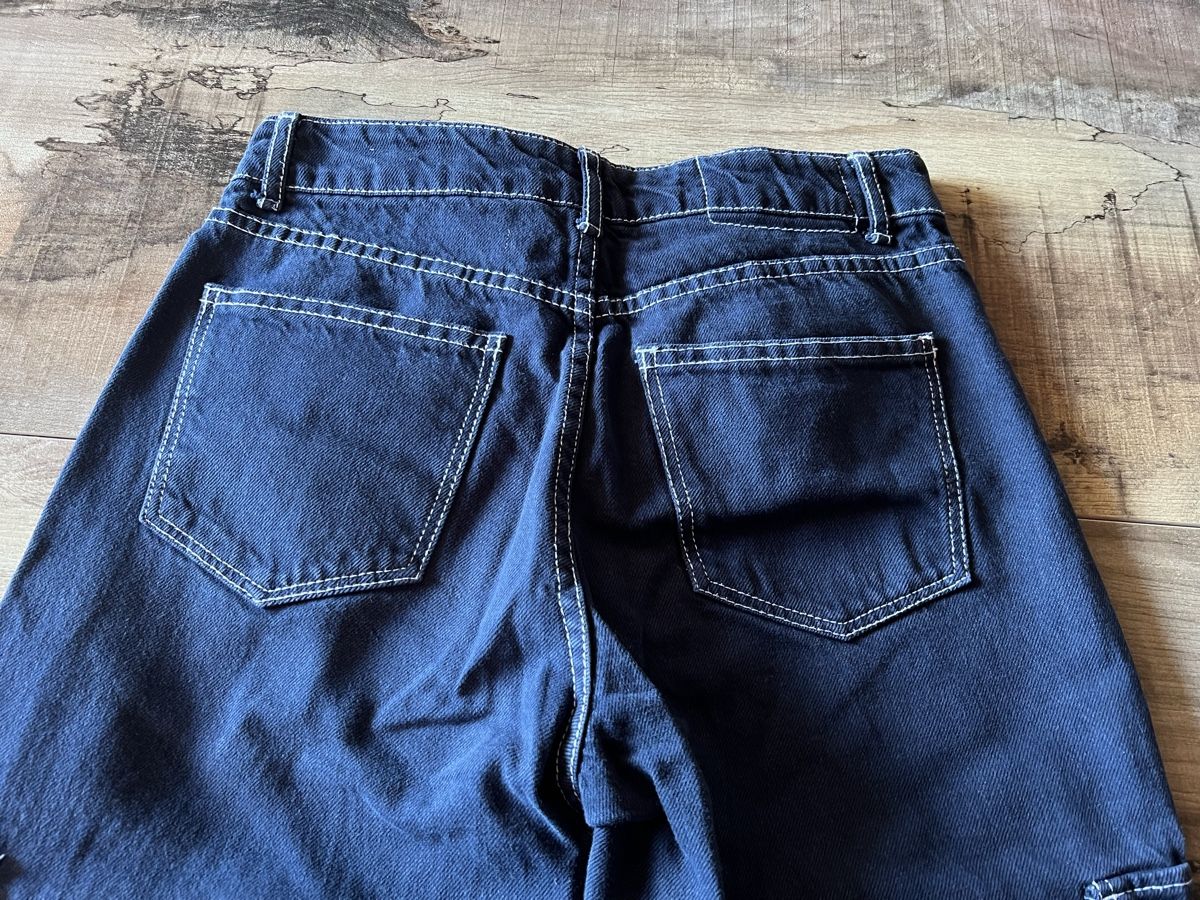 Pantaloni: Pantalon cargo – Usato da Genève venduto da mms_7w5q 2
