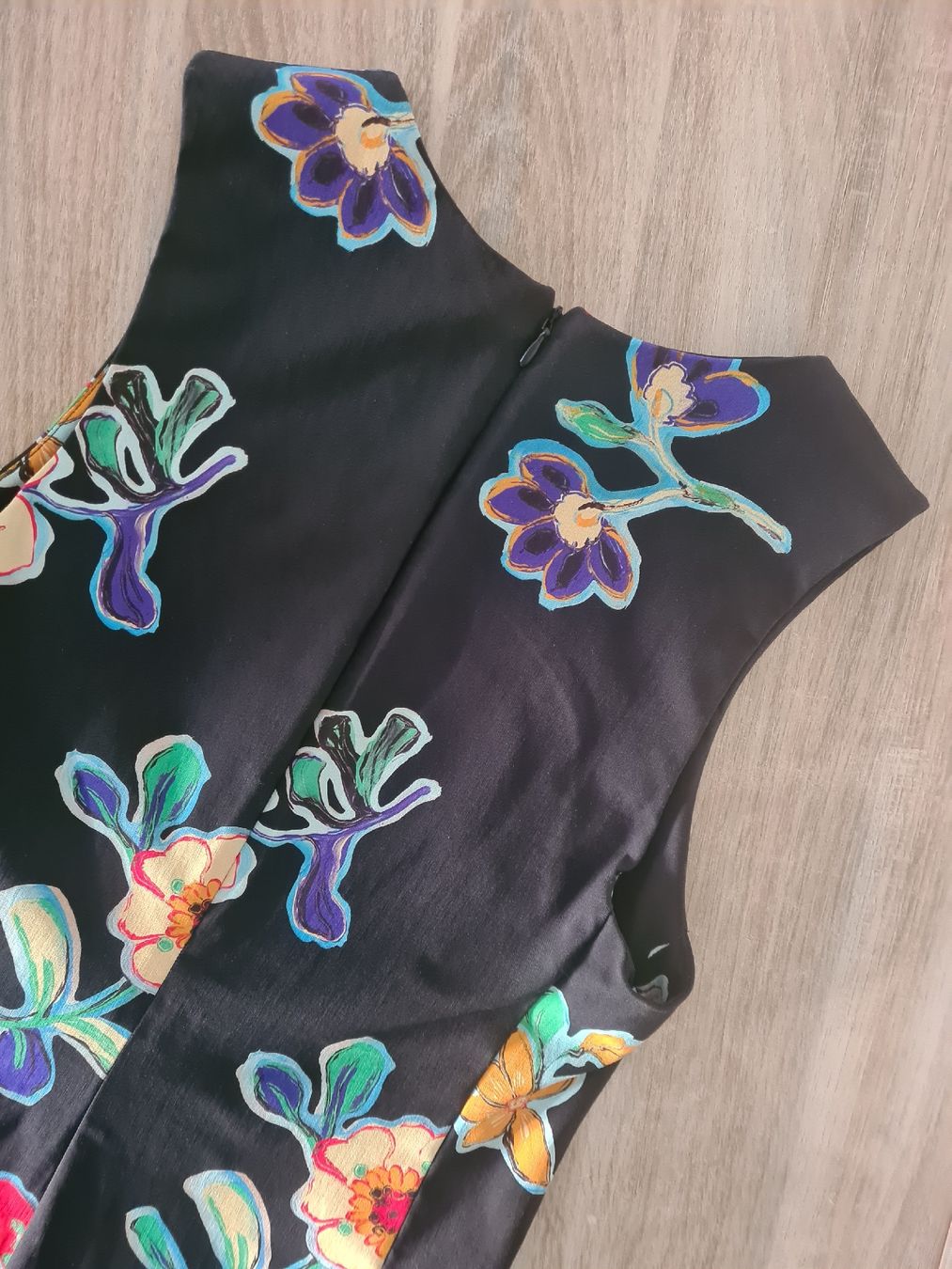 Desigual Kleider: Robe(M)"DESIGUAL" (QUALITÉ 76% Viscose) – Neu und originalverpackt aus Etoy von MyStyleMyMode 2