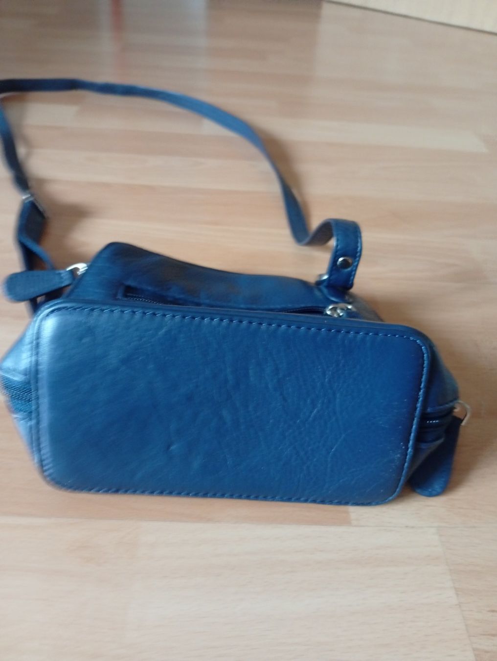 Taschen für Damen: neuw.  Ledertasche NULU ab  12.--Fr – Neu (gemäss Beschreibung) aus Killwangen von Freds7 1