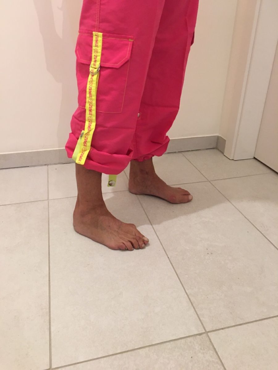 Pantaloni: Zumba Electro Cargo Pants Lollipop wahlweise S oder M – Nuovo e nell'imballaggio originale da Le Grand-Saconnex venduto da christianbmarx 7
