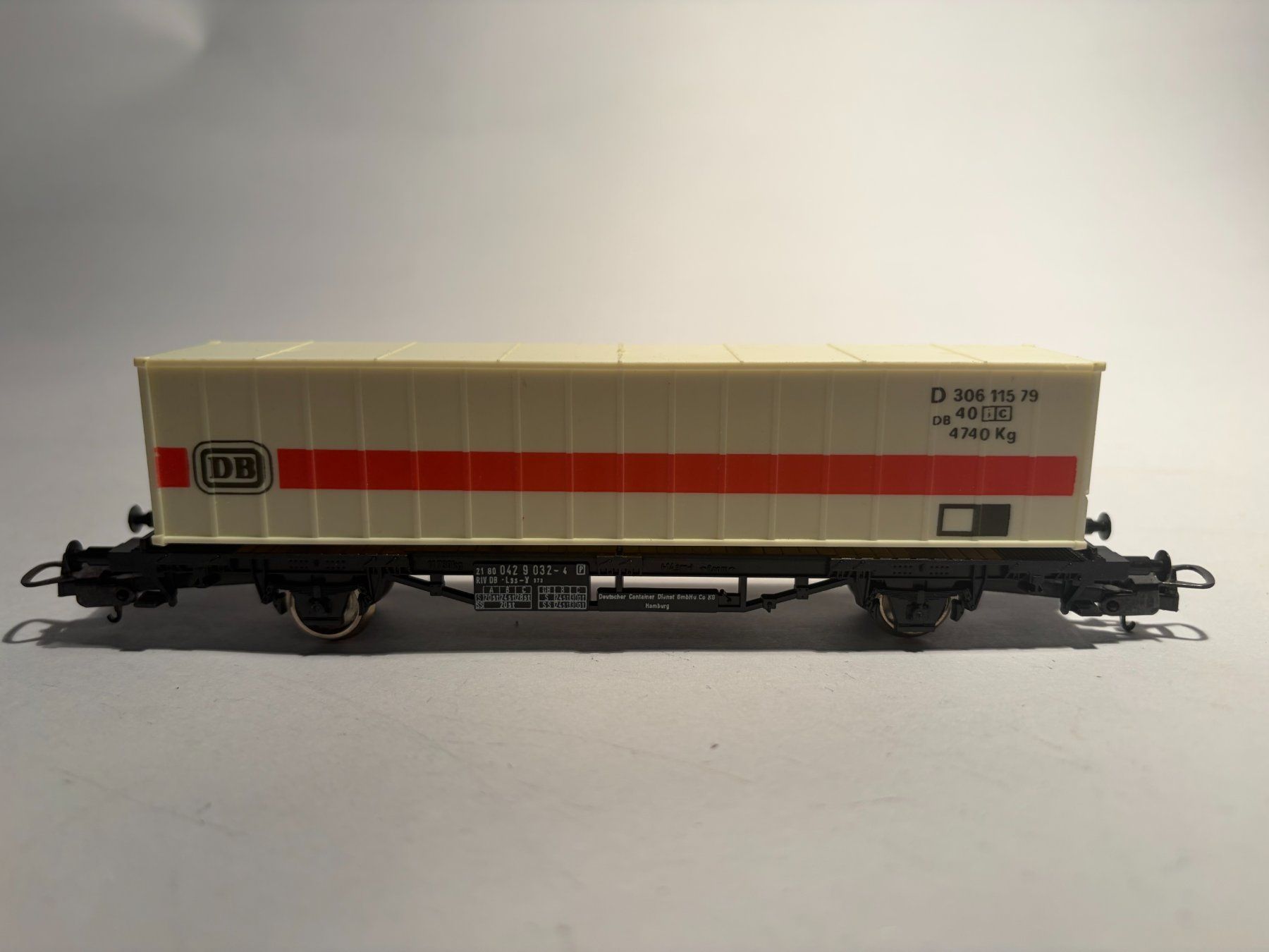 Lima Modelleisenbahnen: Lima Containerwagen DB weiss, DC Achsen – Gebraucht aus Buchrain von Modellbahn11 1