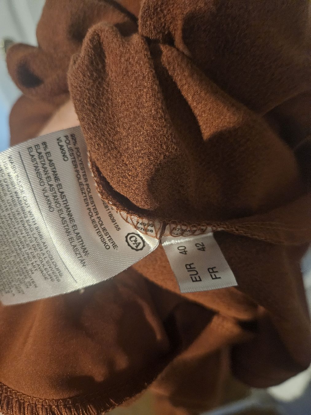 C&A Vestiti: Trendiges Kleid in Wildlederoptik, Grösse 40 – Usato da Bern venduto da TroeS 4