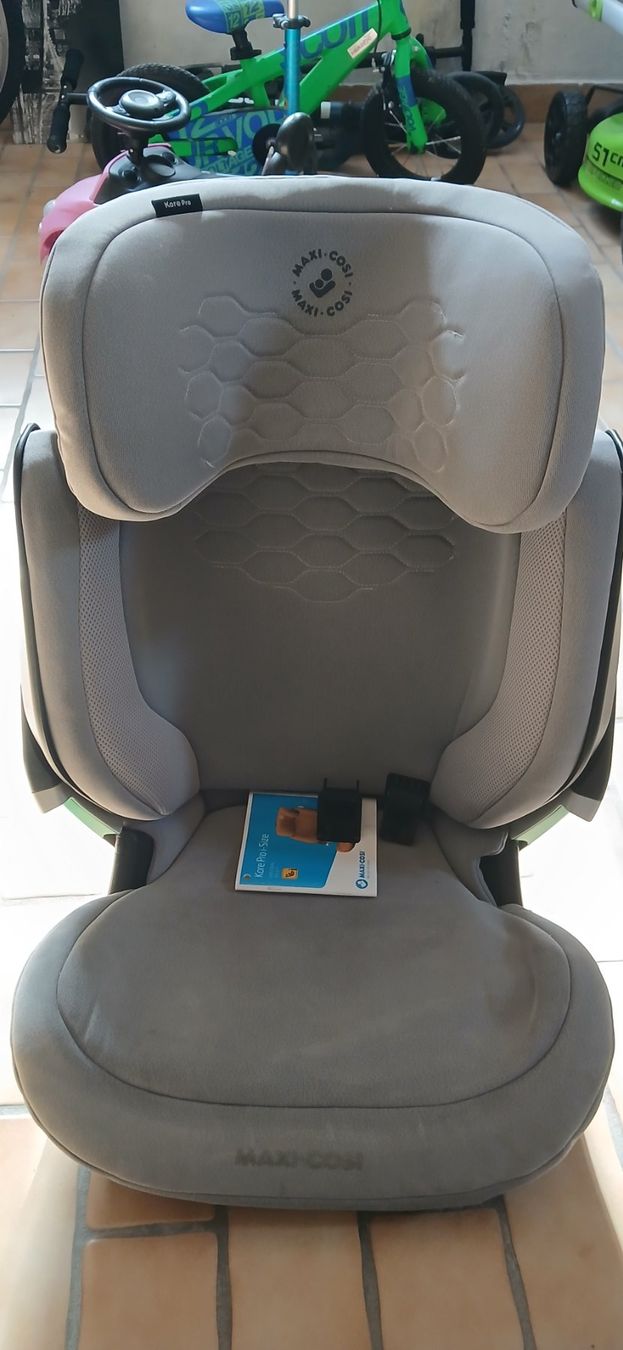 Maxi-Cosi Sièges auto: Maxi-Cosi Kore Pro i-Size - Günstig – D'occasion à Erlen par Xcute 2