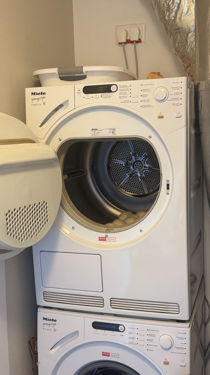 Miele Machines à sécher: Miele T7964C YoungStyle Condenser Dryer – D'occasion à Wädenswil par katdede 3