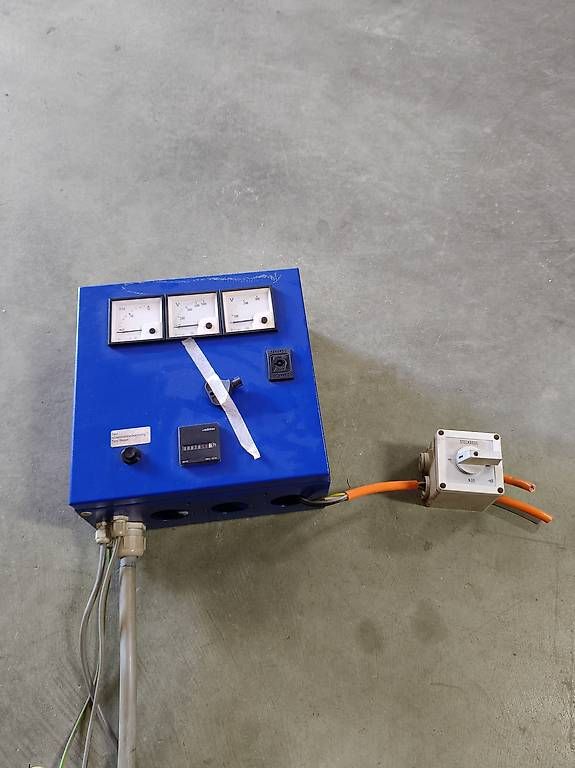 Generatori di corrente: Strom Generator – Usato da Schönenwerd venduto da Ph75 2