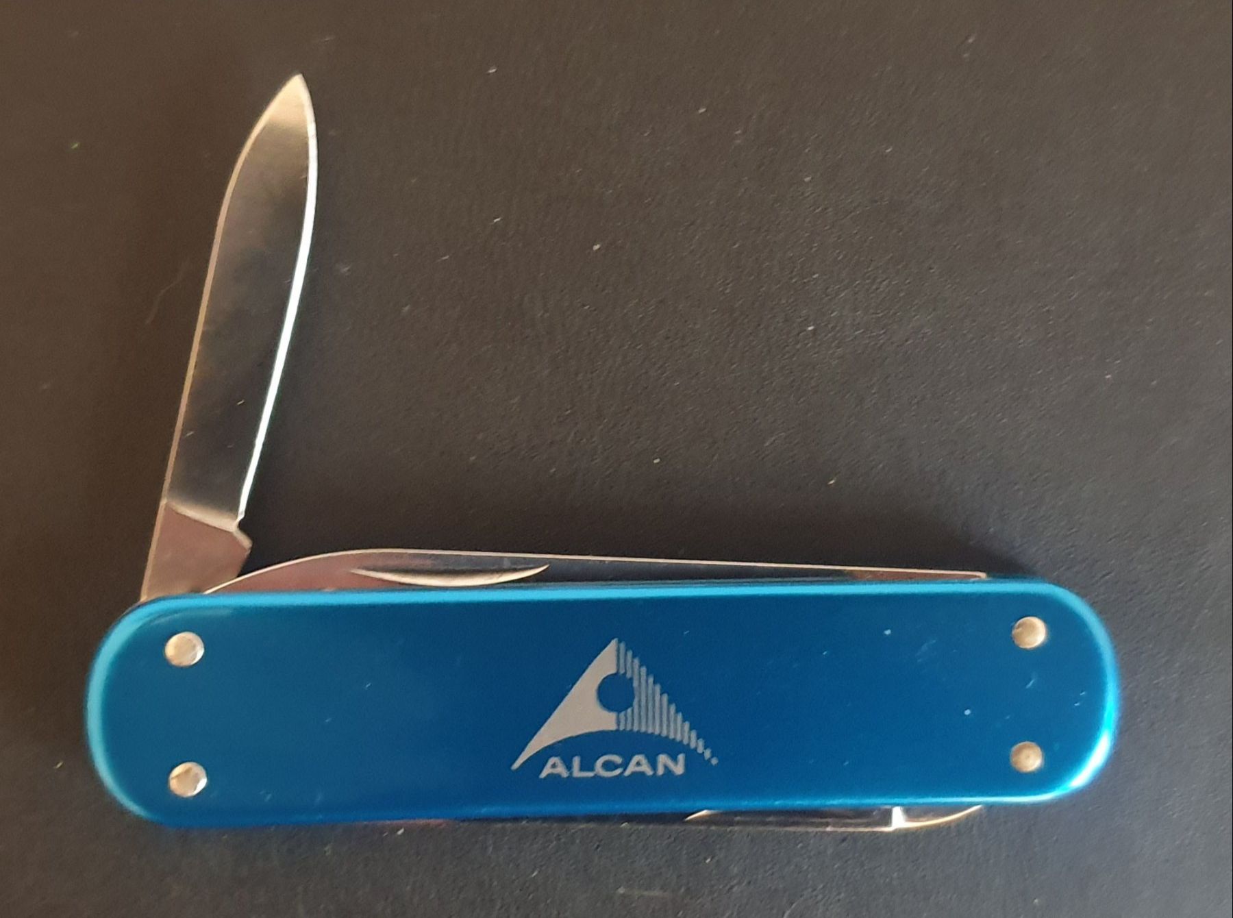 Victorinox Coltelli tascabile: 3 Victorinox Sackmesser mit Logo – Usato da Härkingen venduto da MarianneSi 6