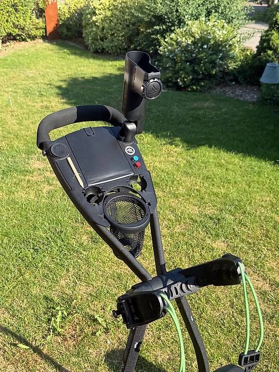 Big Max Trolley: Golf Trolley – Usato da Eiken venduto da bmeire 1