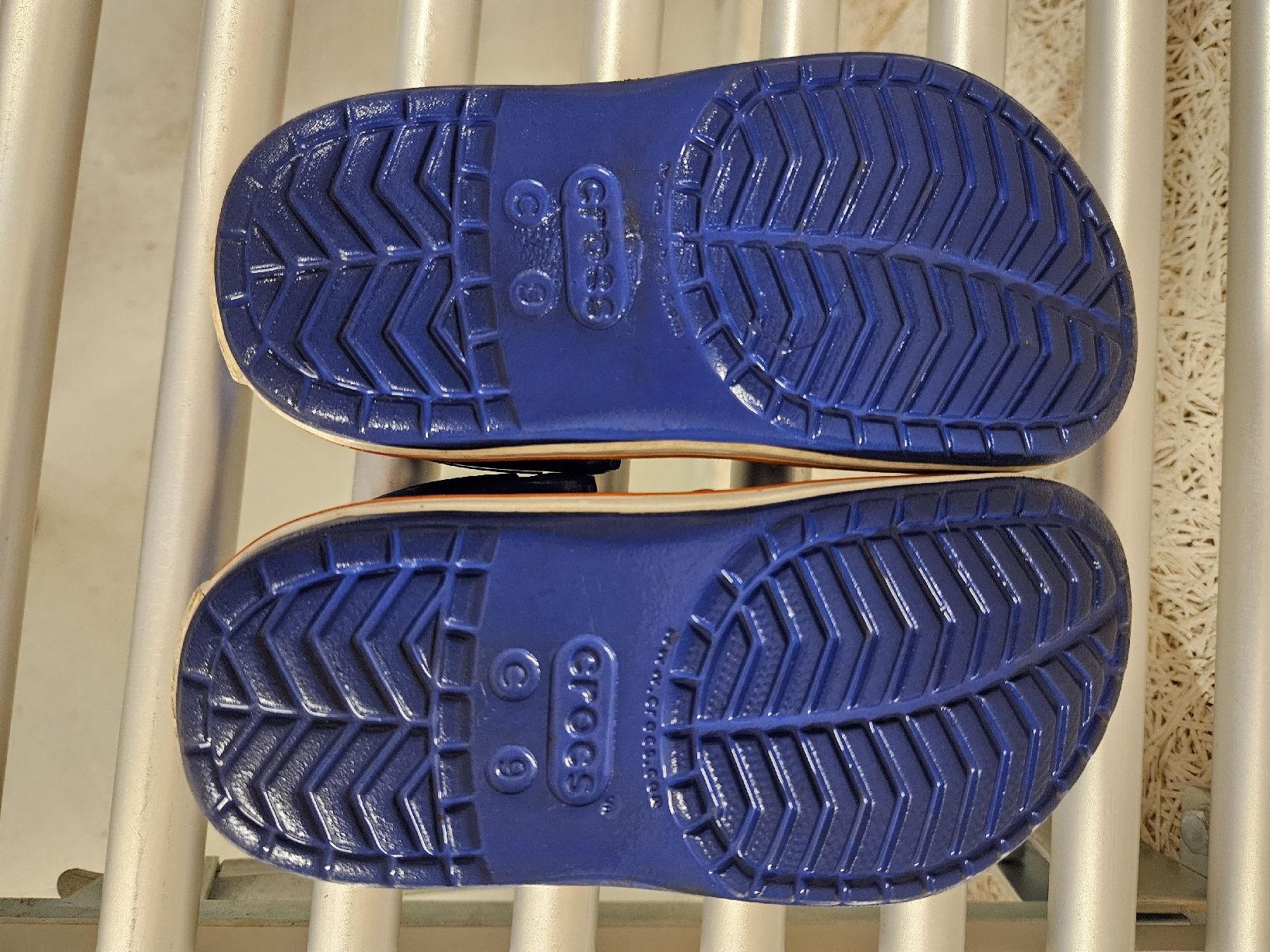 Crocs Chaussures hommes: Crocs Grösse 9 – D'occasion à Zürich par ariko01 2